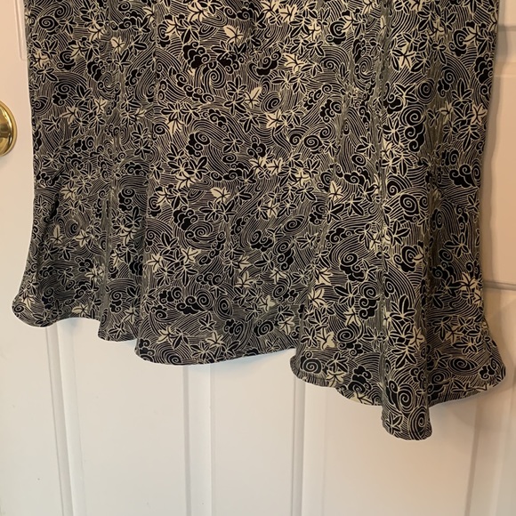 💛Spring patterned skirt - Picture 3 of 9